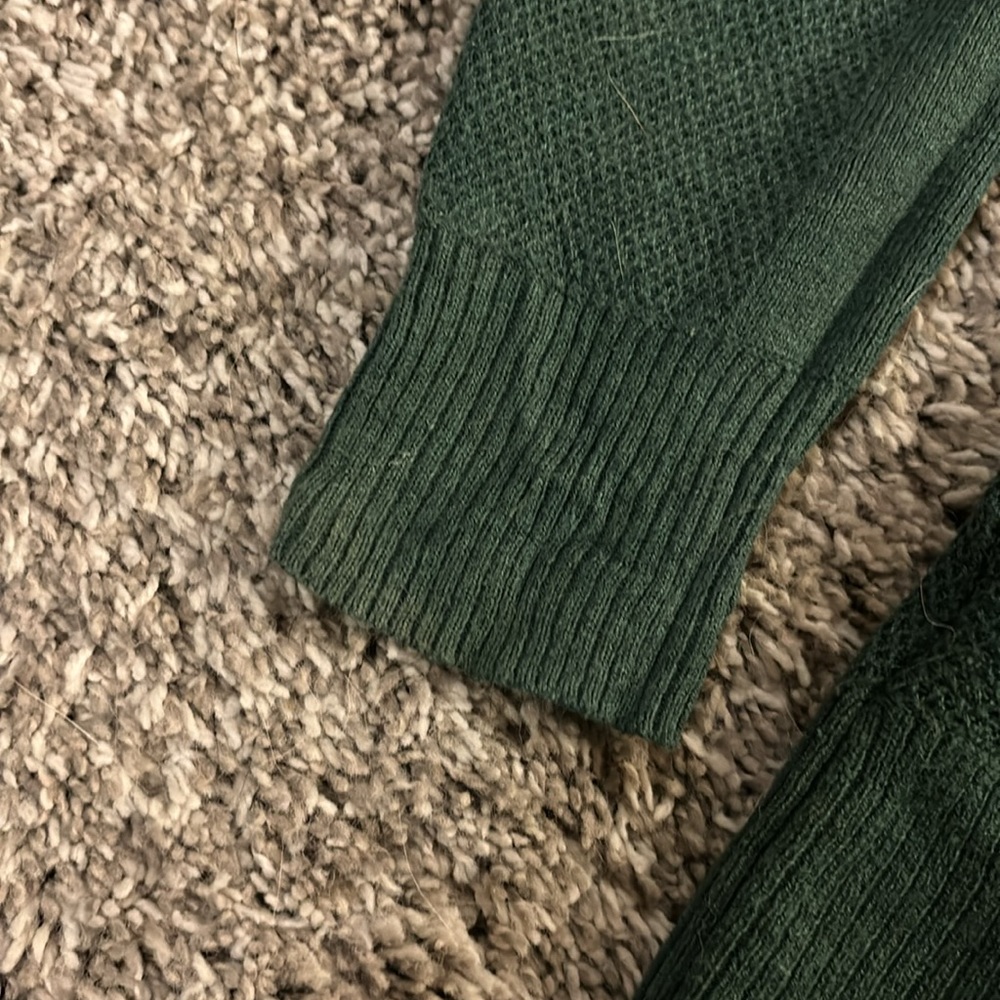 Sweater - Picture 3 of 4